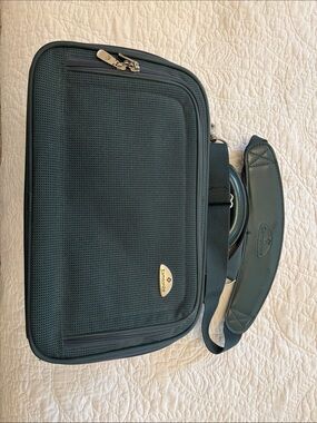 Samsonite Dark Green Laptop Shoulder Travel Bag